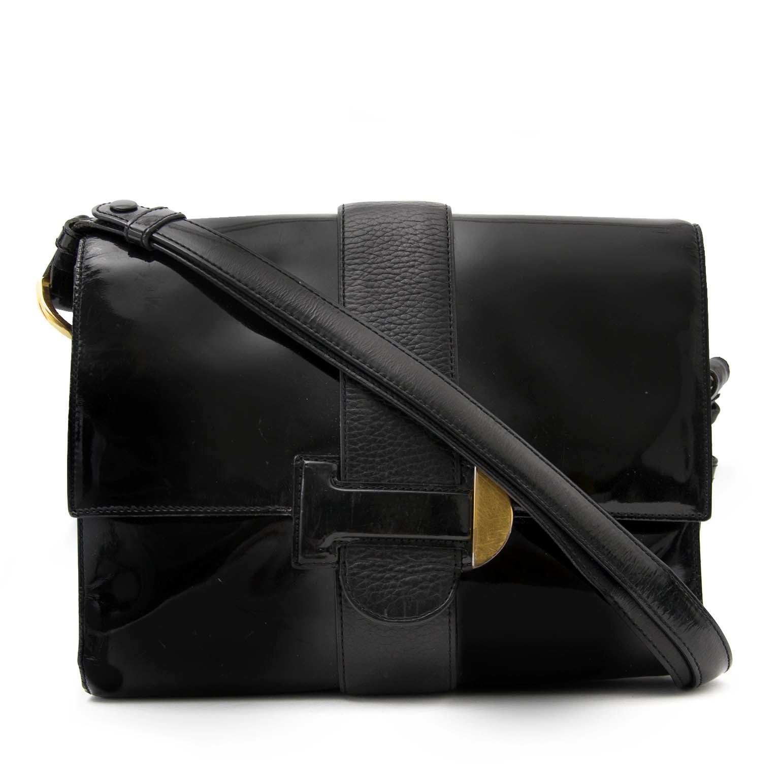 Are you looking for an original Delvaux Patent Leather Shoulder Bag?