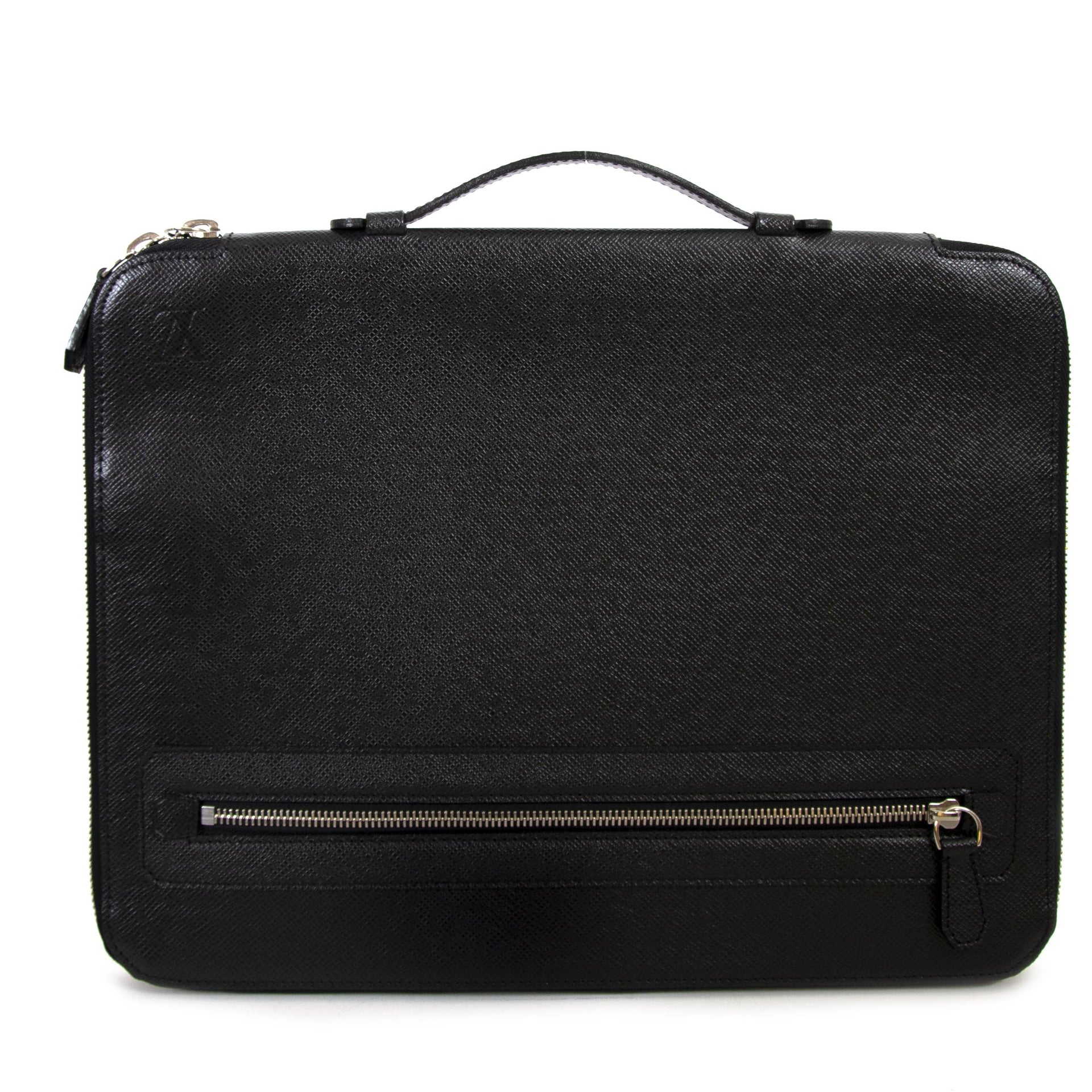 achetez Louis Vuitton Black Vladimir Aroise Briefcase et payez secure on ligne
