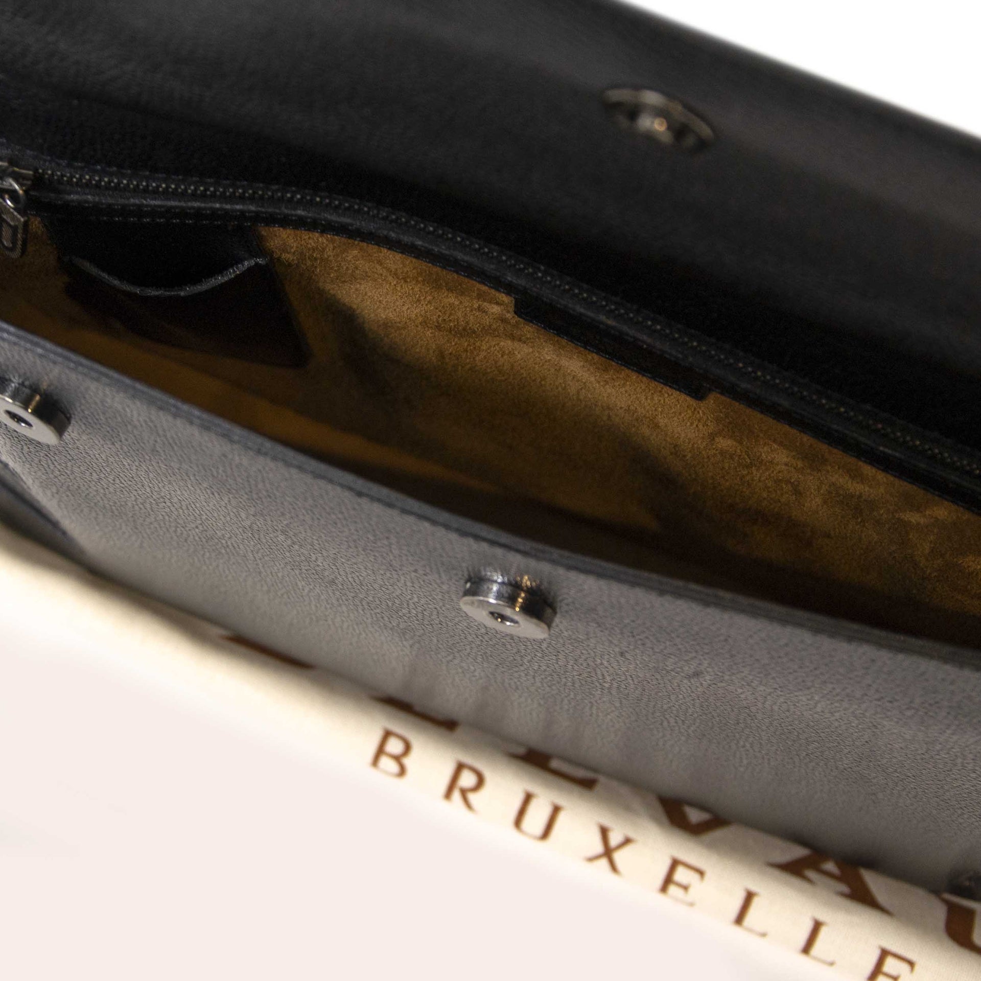 Achetter un Delvaux sac à main, pour un bon prix chez LabelLOV webshop.