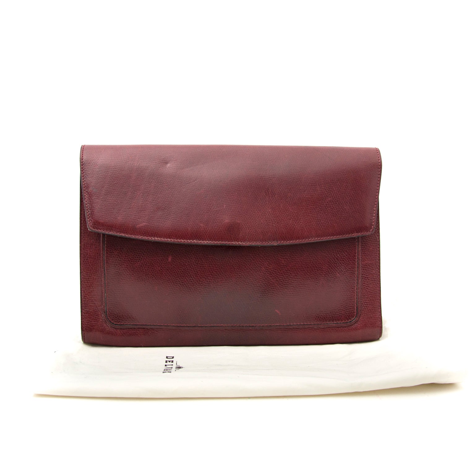 Buy luxury in Antwerp like Delvaux Burgundy Clutch