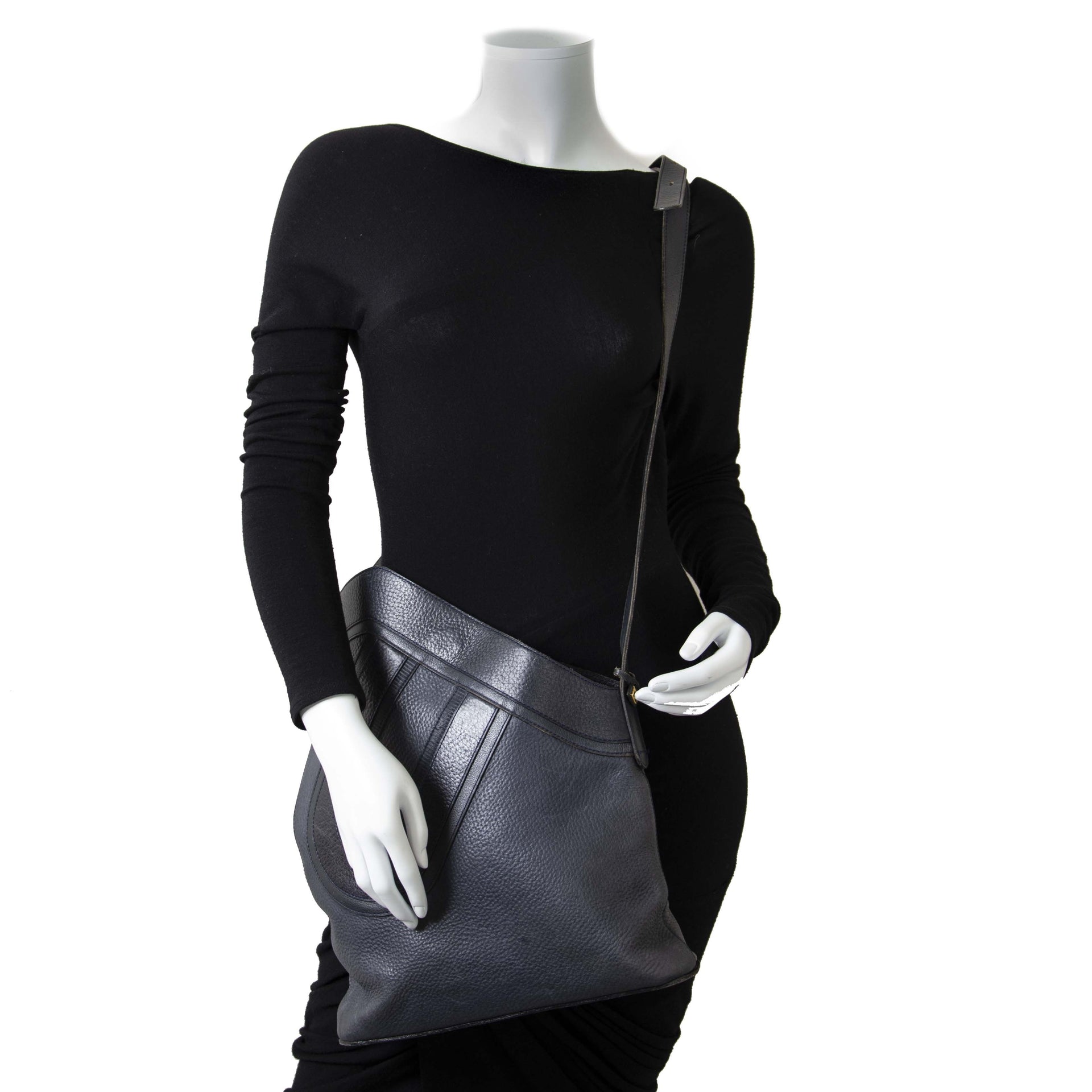 Delvaux Dark Blue 'D' Shoulder Bag now for sale at labellov vintage fashion webshop belgium