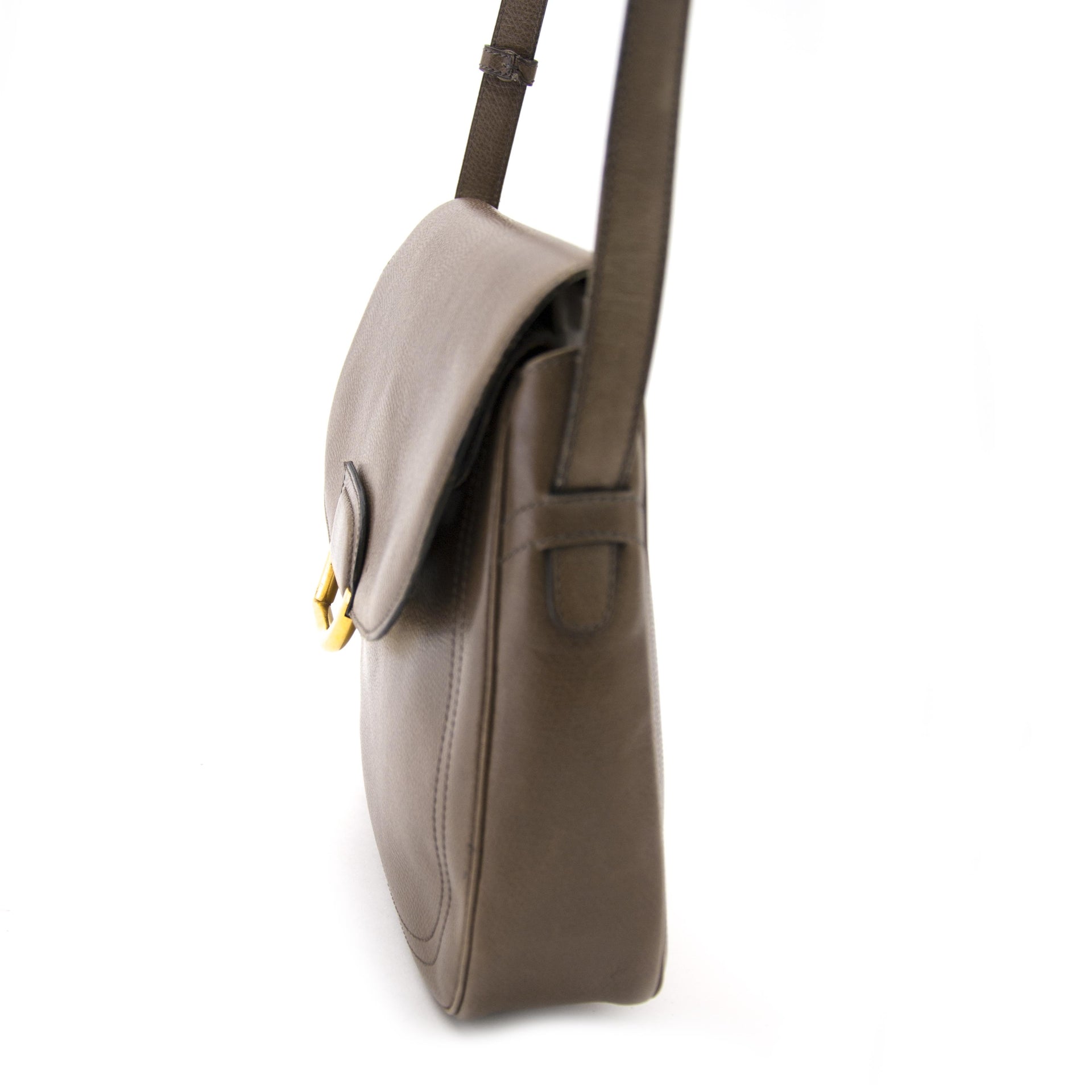 koop Delvaux Taupe Leather Crossbody Bag en betaal veilig online