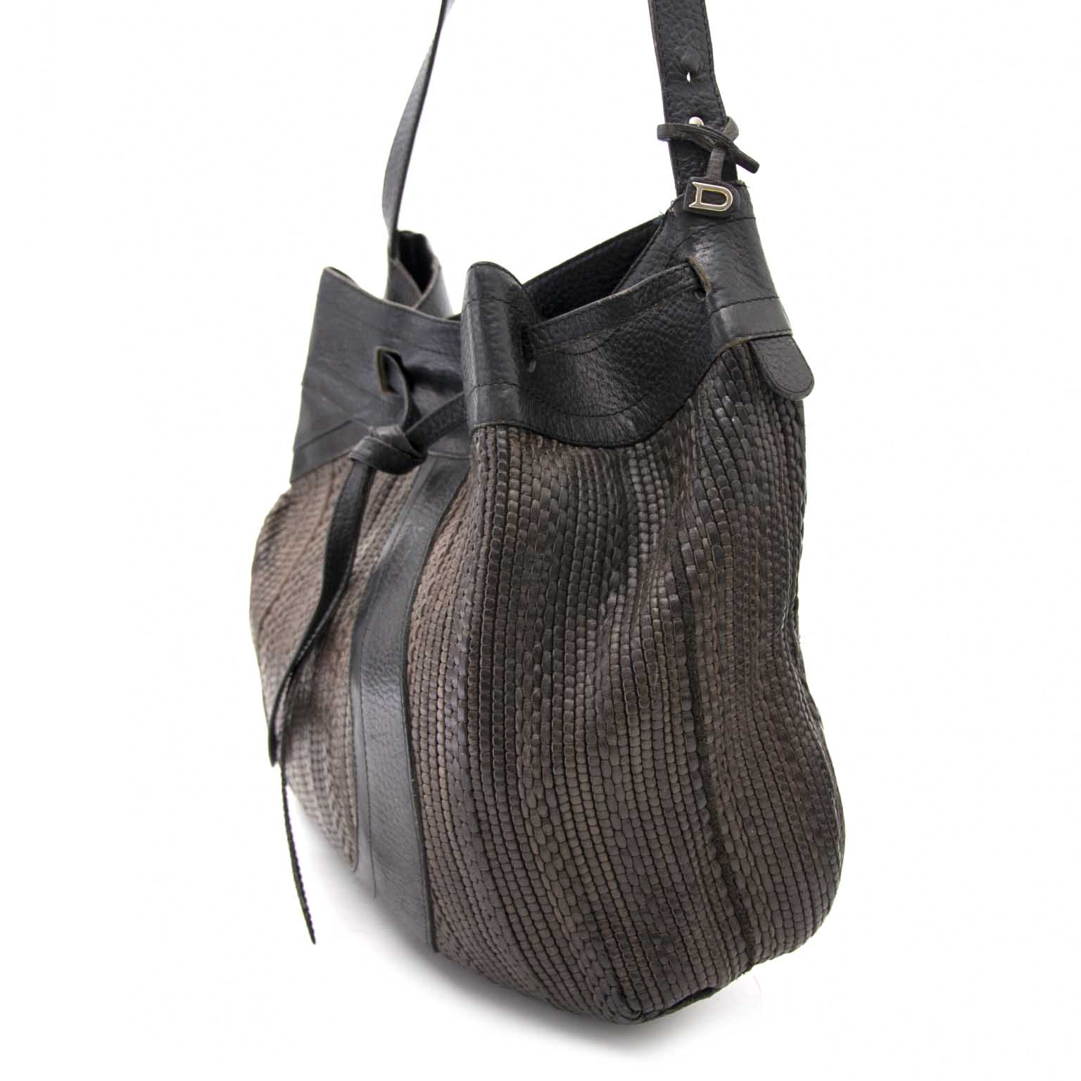 Koop uw Delvaux Toile de Cuir Ombre Shoulder Bag aan de beste prijs