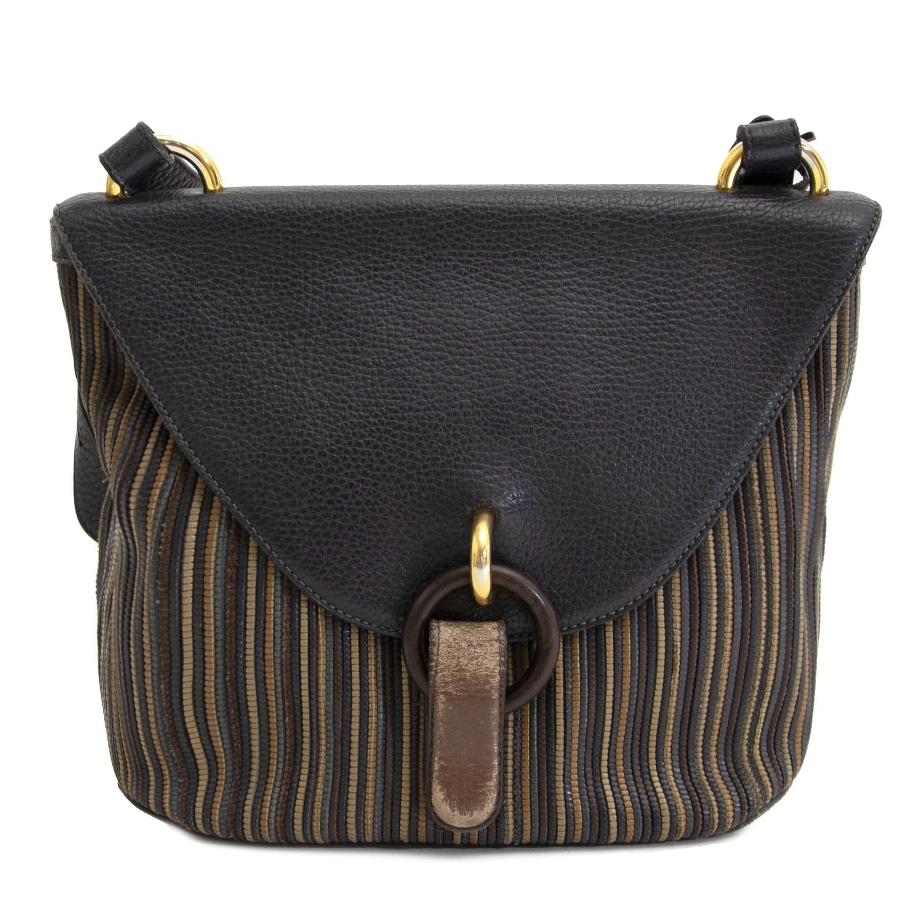 Delvaux Blue Toile De Cuir Crossbody Bag te koop bij Labellov tweedehands luxe