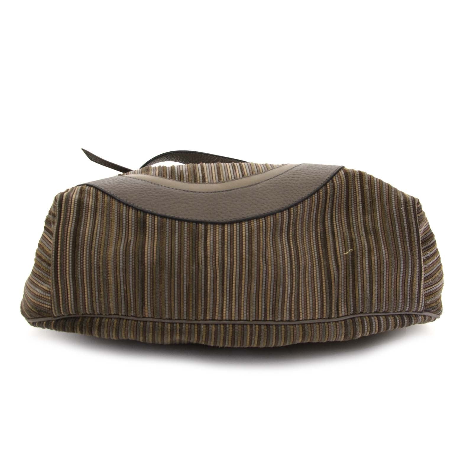 achetez seconde main Delvaux Toile De Cuire Beige Ombre Shoulder Bag chez labellov vintage boutique de mode en ligne