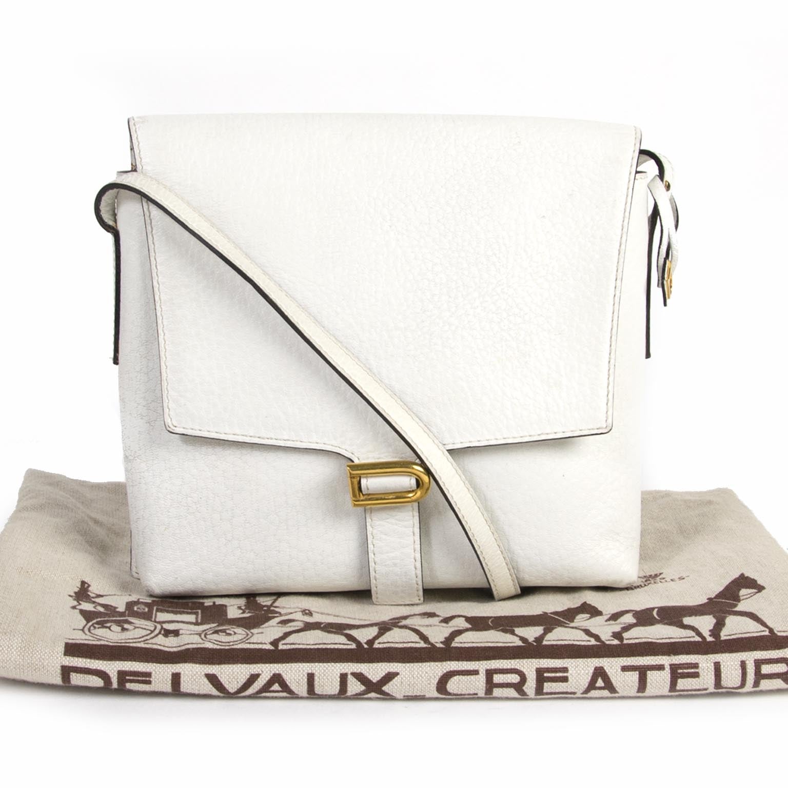 buy authentic delvaux white 'd' crossbody bag now online at labellov vintage fashion webshop belgium