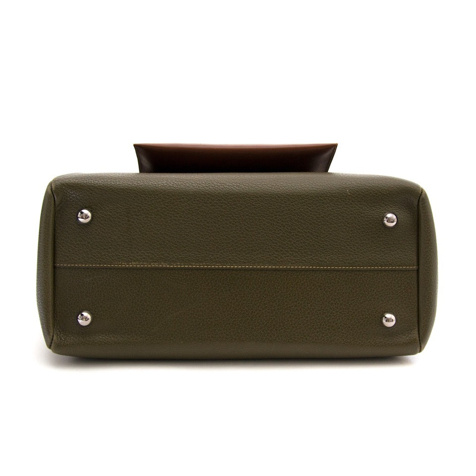Wij kopen en verkopen uw luxe tweedehands handtassen Deux de Delvaux Two Tone Bag