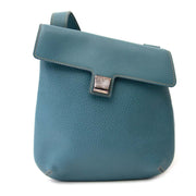 Delvaux Cyan Caviar Leather Crossbody Satchel Buy authentic designer Delvaux secondhand bags at Labellov at the best price. Safe and secure shopping. Koop tweedehands authentieke Delvaux tassen bij designer webwinkel labellov.