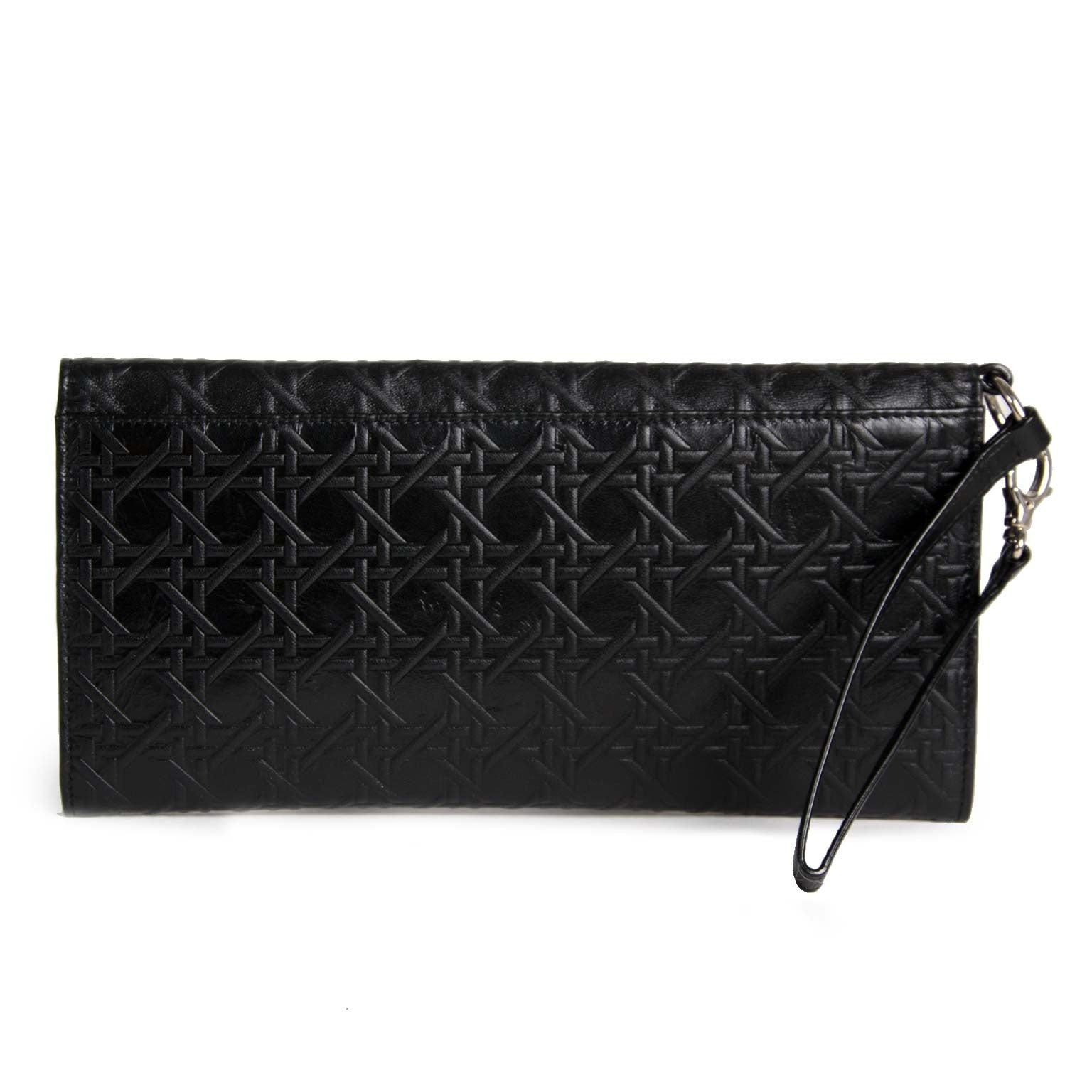 Christian Dior Black Leather Clutch Koop en verkoop uw authentieke designer handtassen aan de beste prijs bij Labellov