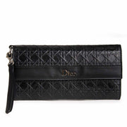 Christian Dior Black Leather Clutch Koop en verkoop uw authentieke designer handtassen aan de beste prijs bij Labellov