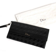 Christian Dior Black Leather Clutch Koop en verkoop uw authentieke designer handtassen aan de beste prijs bij Labellov