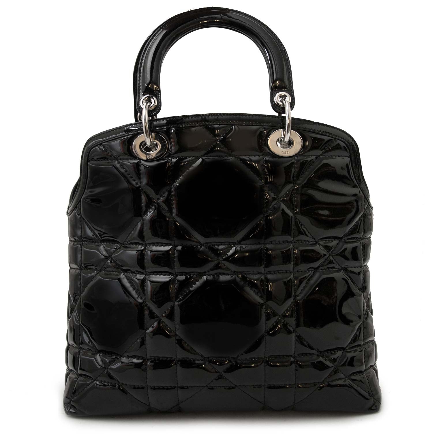 safe online shopping at labellov vintage fashion webshop belgium with lady dior black patent bags