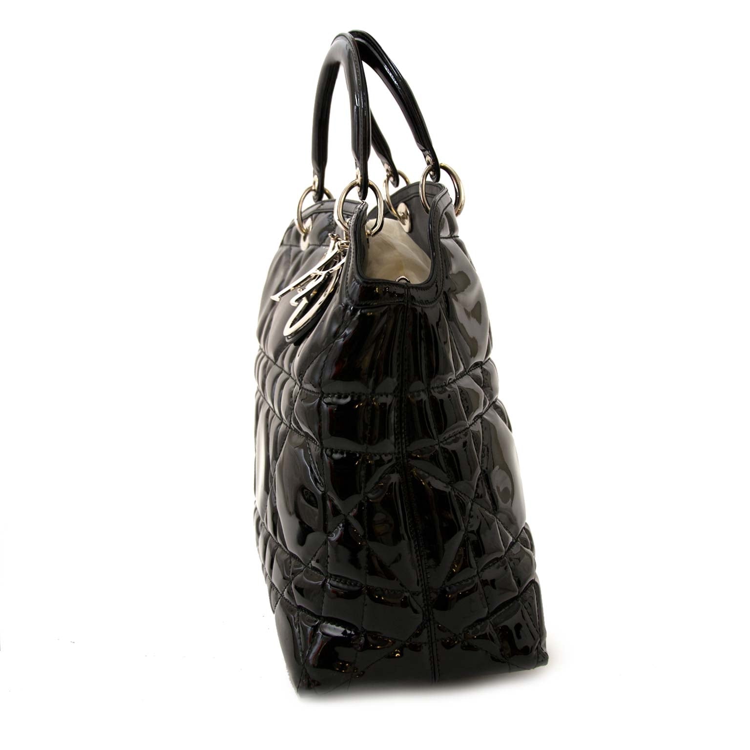 veilig online shoppen bij labellov vintage mode webshop belgië met christian dior lady dior zwarte patent tassen