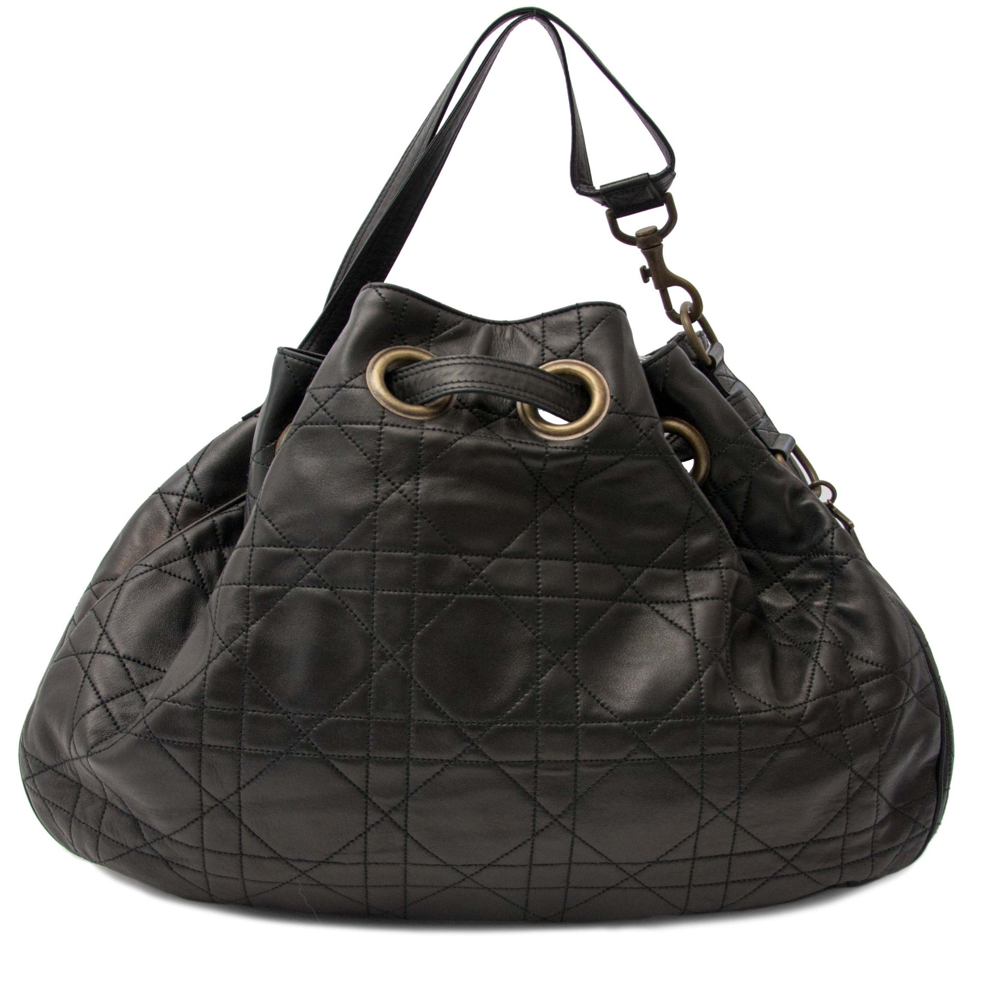 Christian Dior Black Quilted Lambskin Cannage Bucket Bag achetez secur en ligne