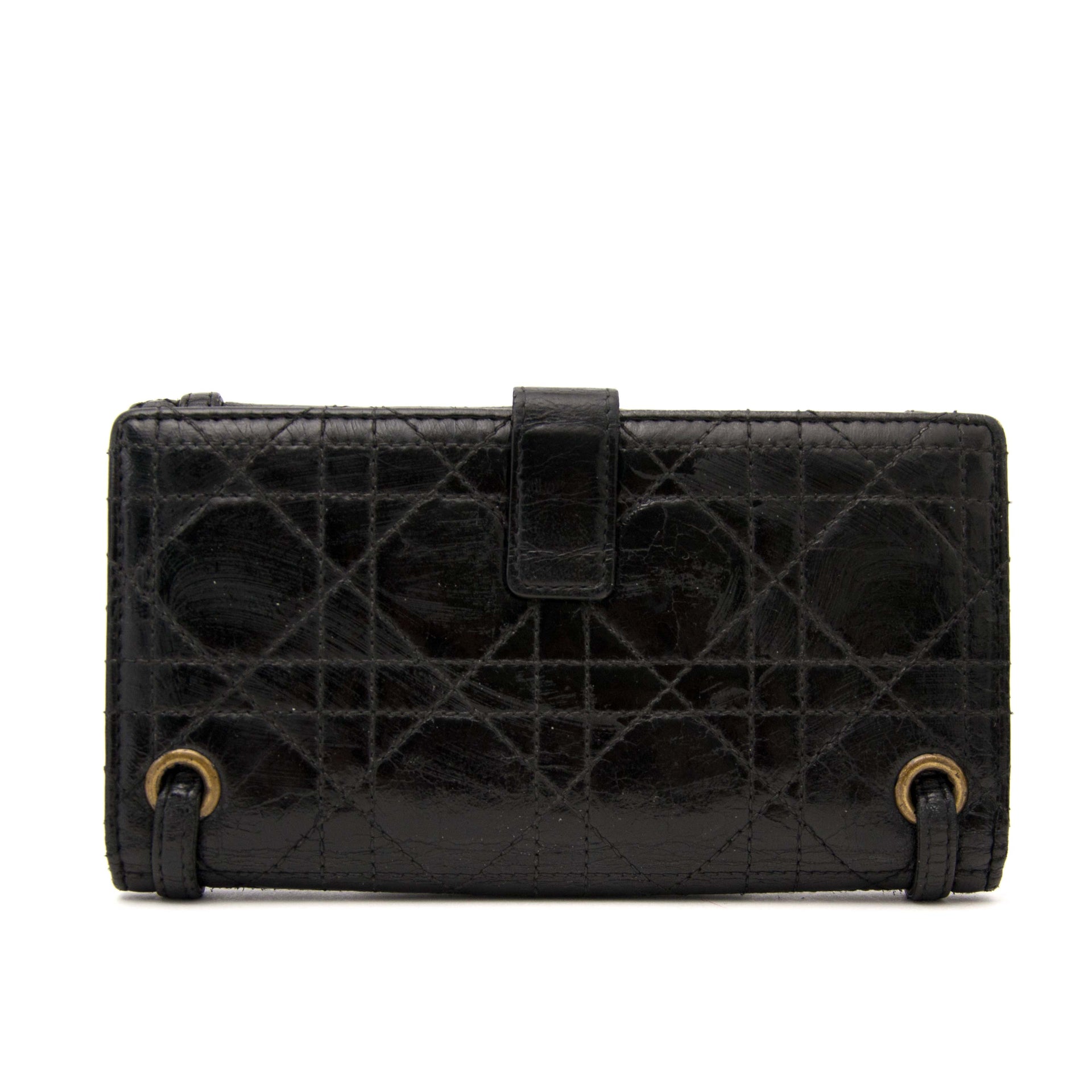 Bent u op zoek naar een portefeuille van Dior Black Wallet?
