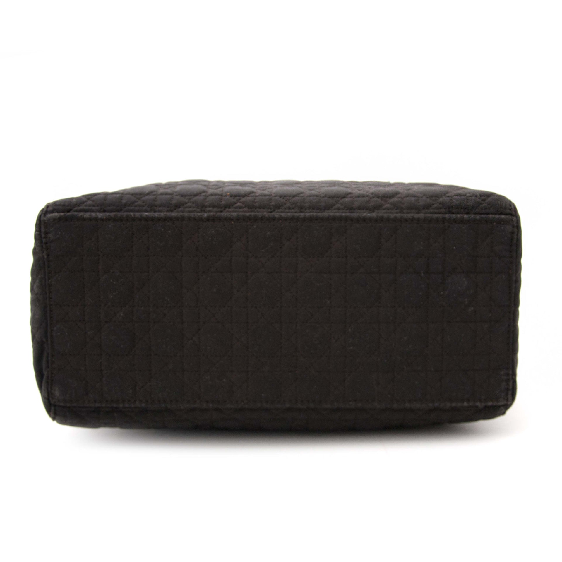 Buy secondhand bag Dior online at Labellov