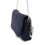 Dior Blue Metallic Crossbody Bag Buy authentic designer Dior secondhand bags at Labellov at the best price. Safe and secure shopping. Koop tweedehands authentieke Dior tassen bij designer webwinkel labellov.