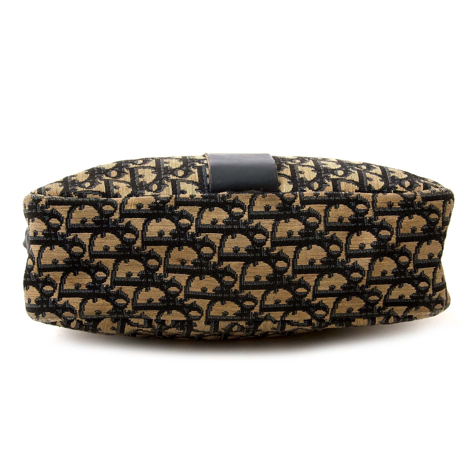 Labellov vintage fashion webshop Belgium Antwerp with christian dior monogram bags