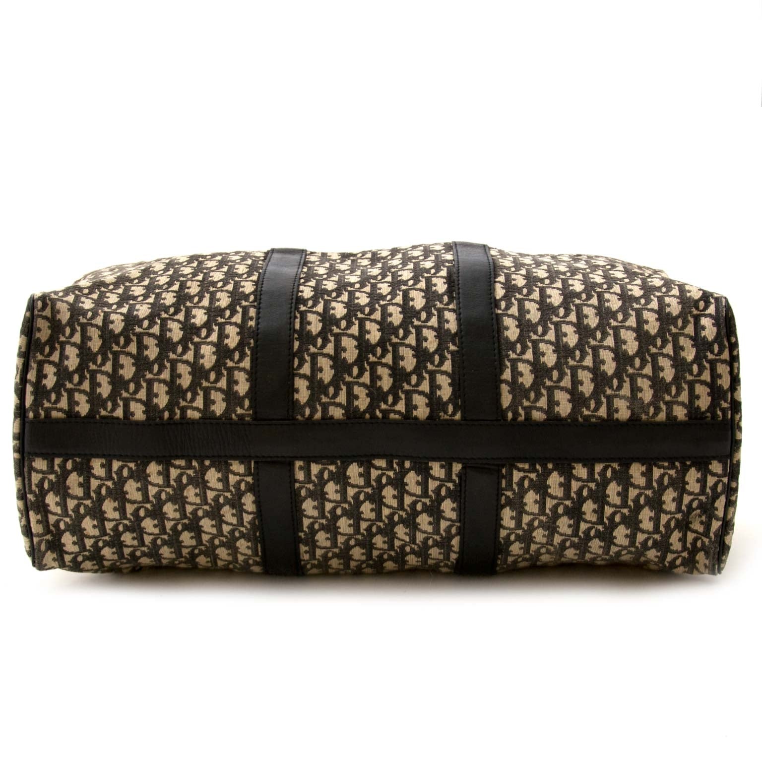 Labellov vintage luxury fashion webshop with Dior bags