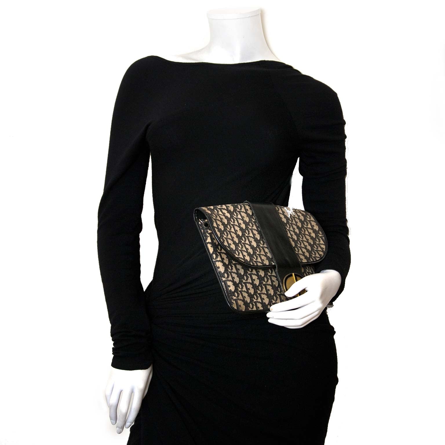 koop authentieke christian dior monogram tassen bij labellov vintage mode webshop