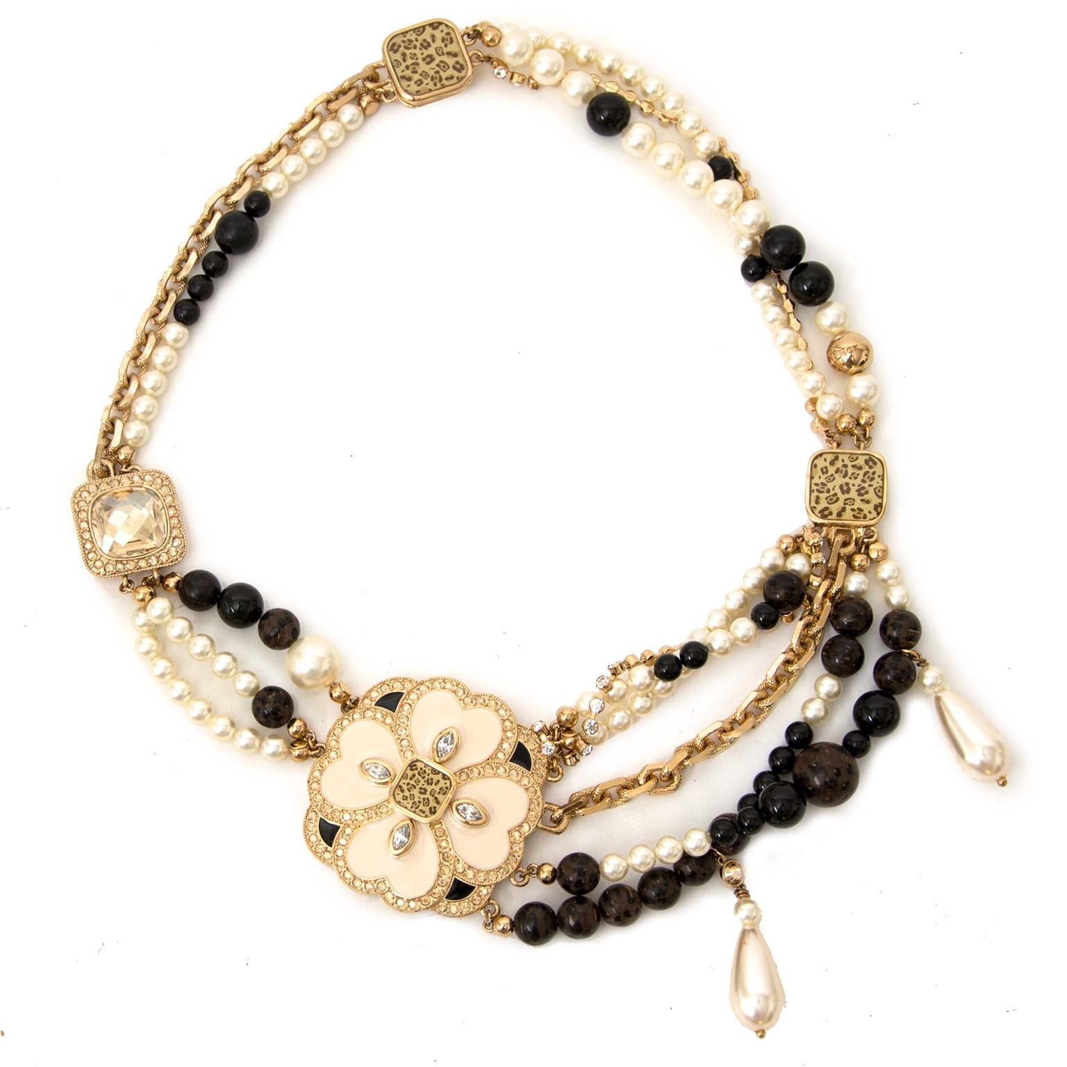 koop veilig online tegen de beste prijs ior Faux Pearl and Leopard Crystal Flower Necklace