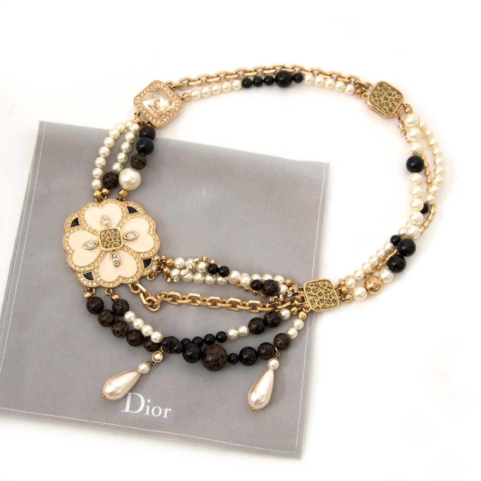 koop veilig online tegen de beste prijs Dior Faux Pearl and Leopard Crystal Flower Necklace