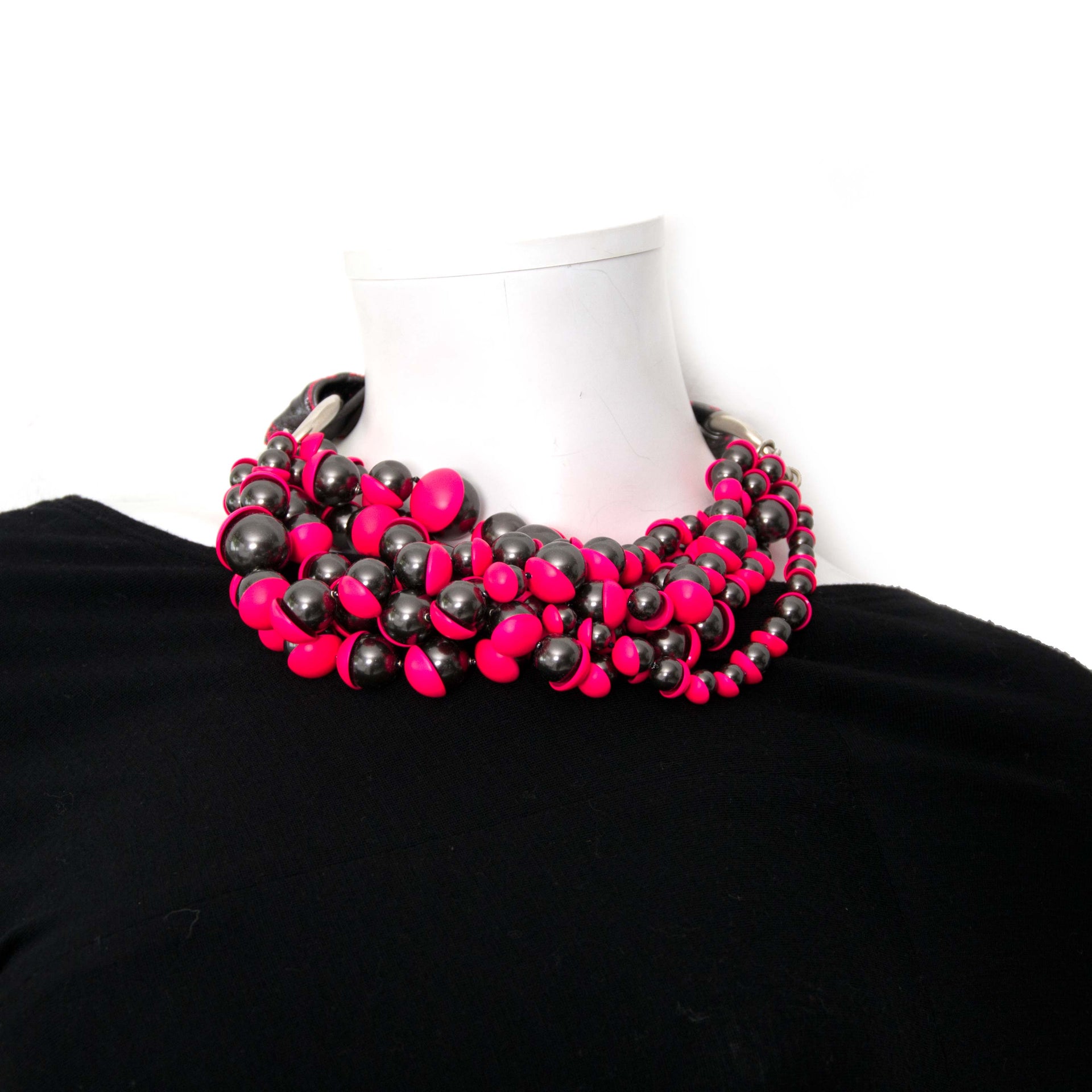 Zilver roze ketting met parels en magnetische sluiting Dior
