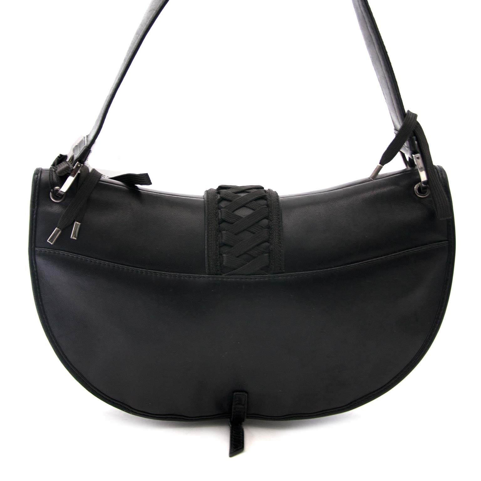 Dior Black Leather Saddle Bag Buy authentic designer Dior secondhand bags at Labellov at the best price. Safe and secure shopping. Koop tweedehands authentieke Dior tassen bij designer webwinkel labellov.