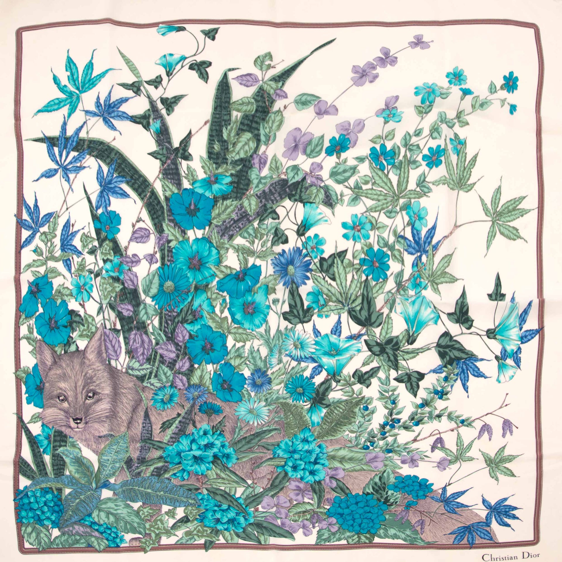 koop nu veilig online jouw tweedehands Christian Dior Fox Scarf op labellov.com