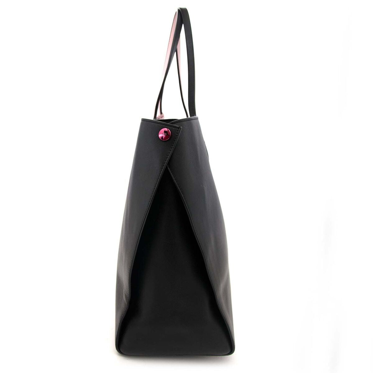 Compra une cartera Dior autentica negra y rosada de cuero muy en moda para el precio correcto en LabelLOV.