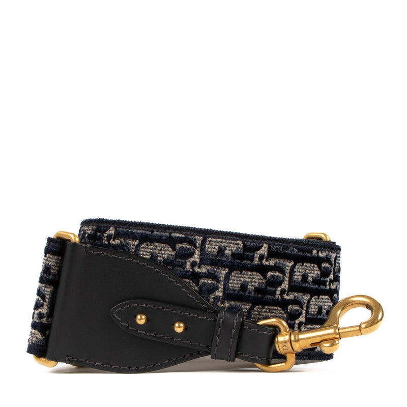 Buy real authentic Christian Dior Blue Velvet Strap safe online at Labellov.com or in Brussels, Knokke and Antwerp