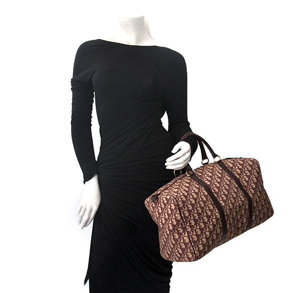 Acheter votre sac Dior Monogram Burgundy Boston Bag pour le meilleur prix chez Labellov à Anvers