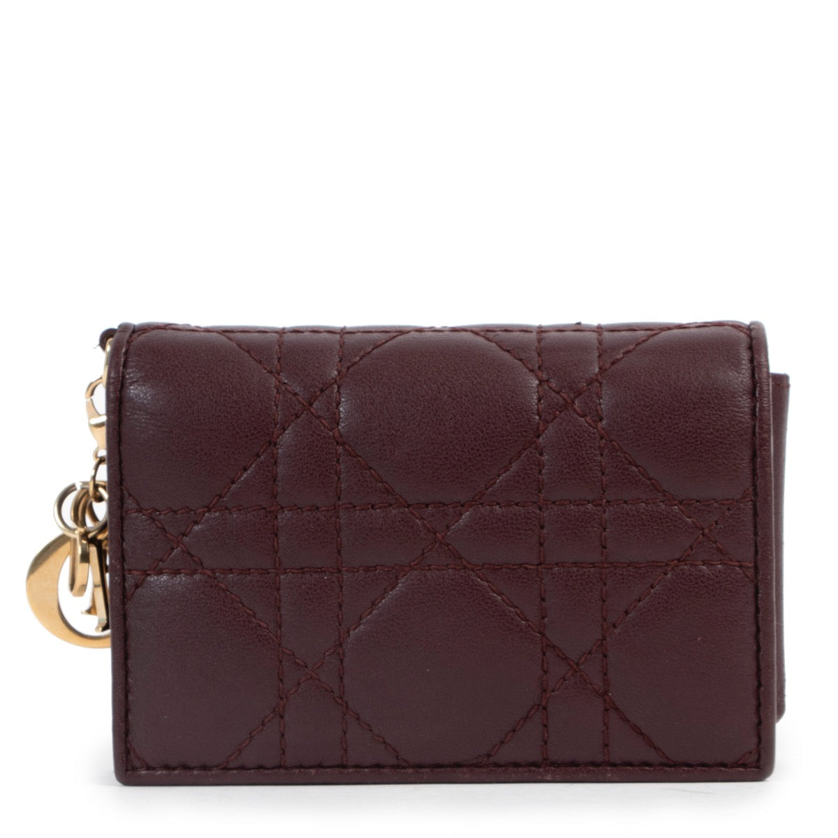 Shop safe online 100% authentic second hand Christian Dior Burgundy Wallet in very good condition at the right price at Labellov in Antwerp.