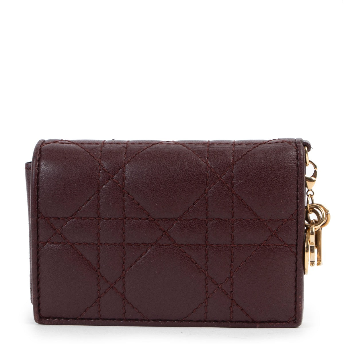 Shop safe online 100% authentic second hand Christian Dior Burgundy Wallet in very good condition at the right price at Labellov in Antwerp.