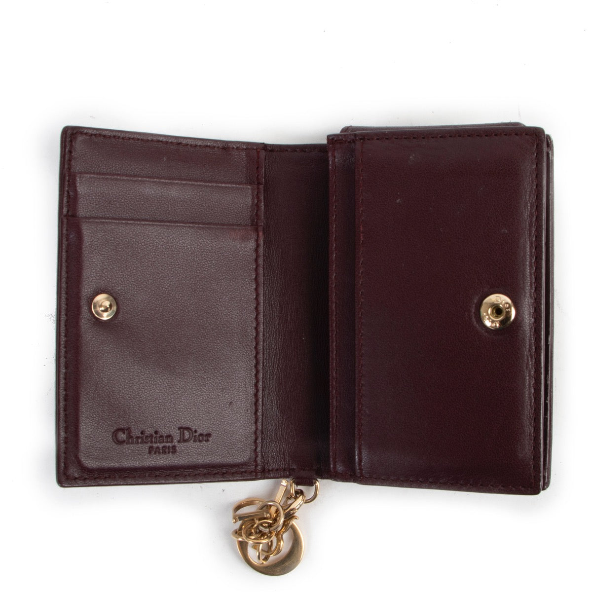 Shop safe online 100% authentic second hand Christian Dior Burgundy Wallet in very good condition at the right price at Labellov in Antwerp.