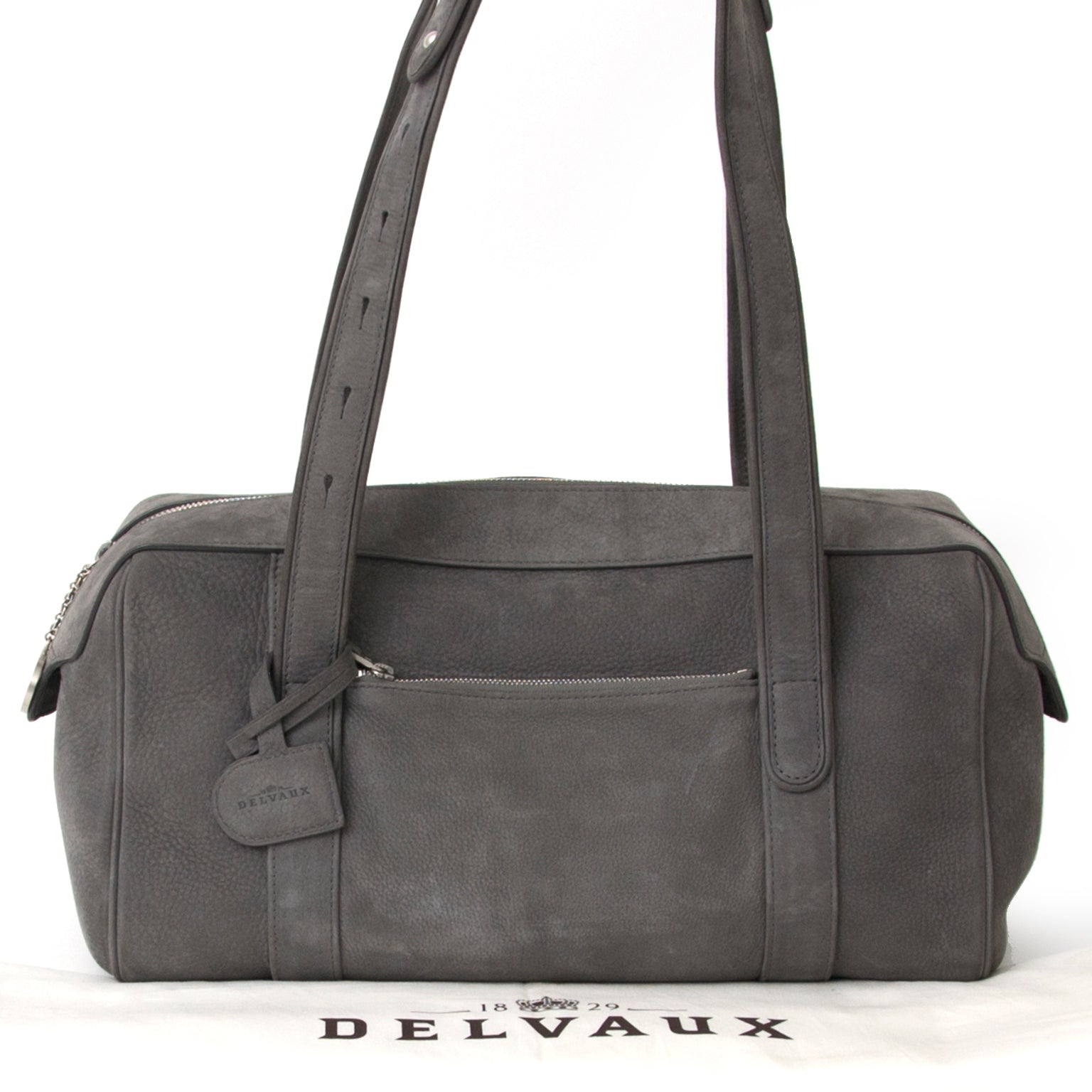 Authentieke Delvaux tas voor de juiste prijs bij LabelLOV vintage webshop. Veilig online winkelen. Luxe, vintage, mode. Antwerpen, België.