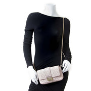 Christian Dior Pale Pink Cannage Quilted Lambskin New Lock Pouch tas nu te koop bij labellov vintage mode webshop belgië