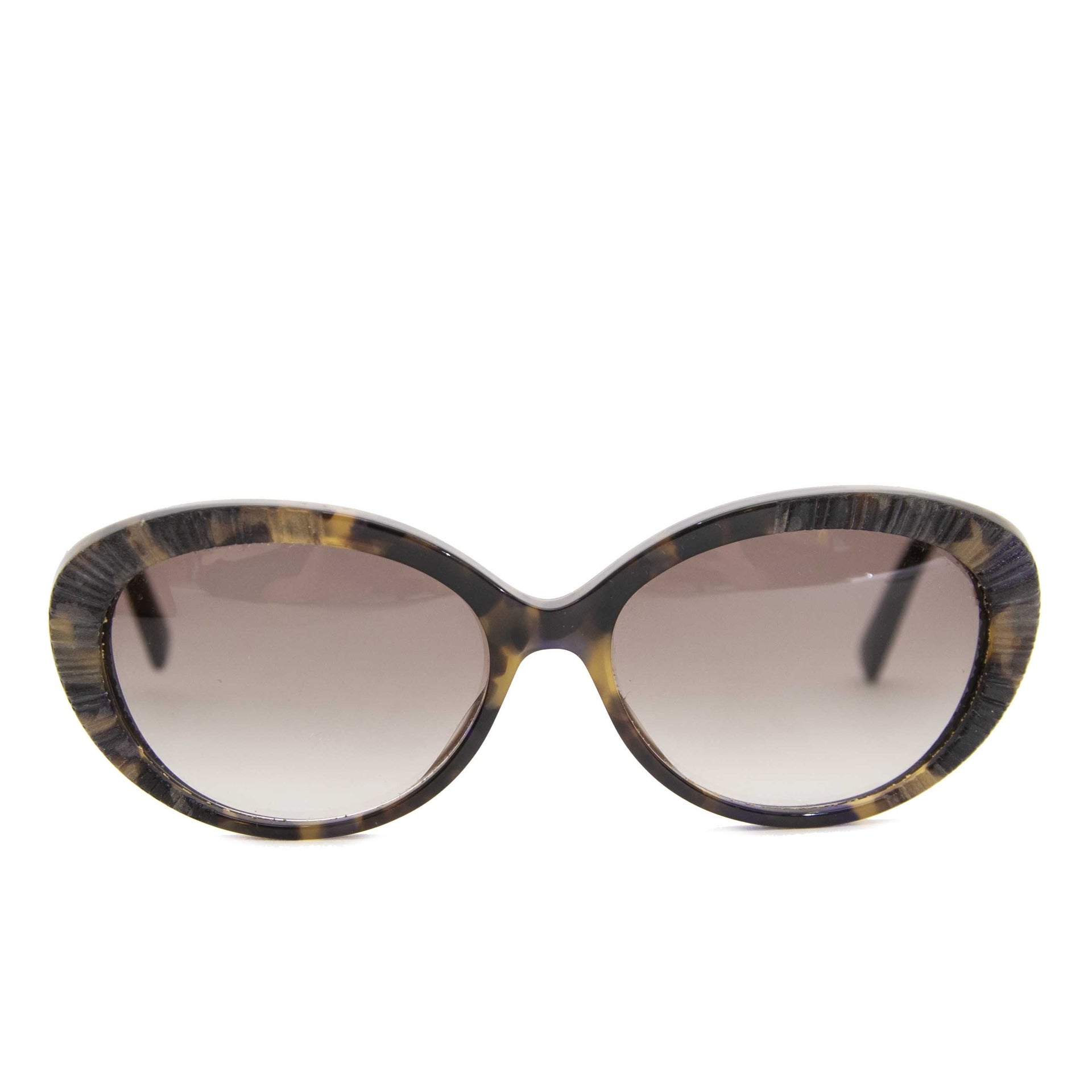 Dior Tortoise Oval Sunglasses now for sale at labellov vintage fashion webshop belgium