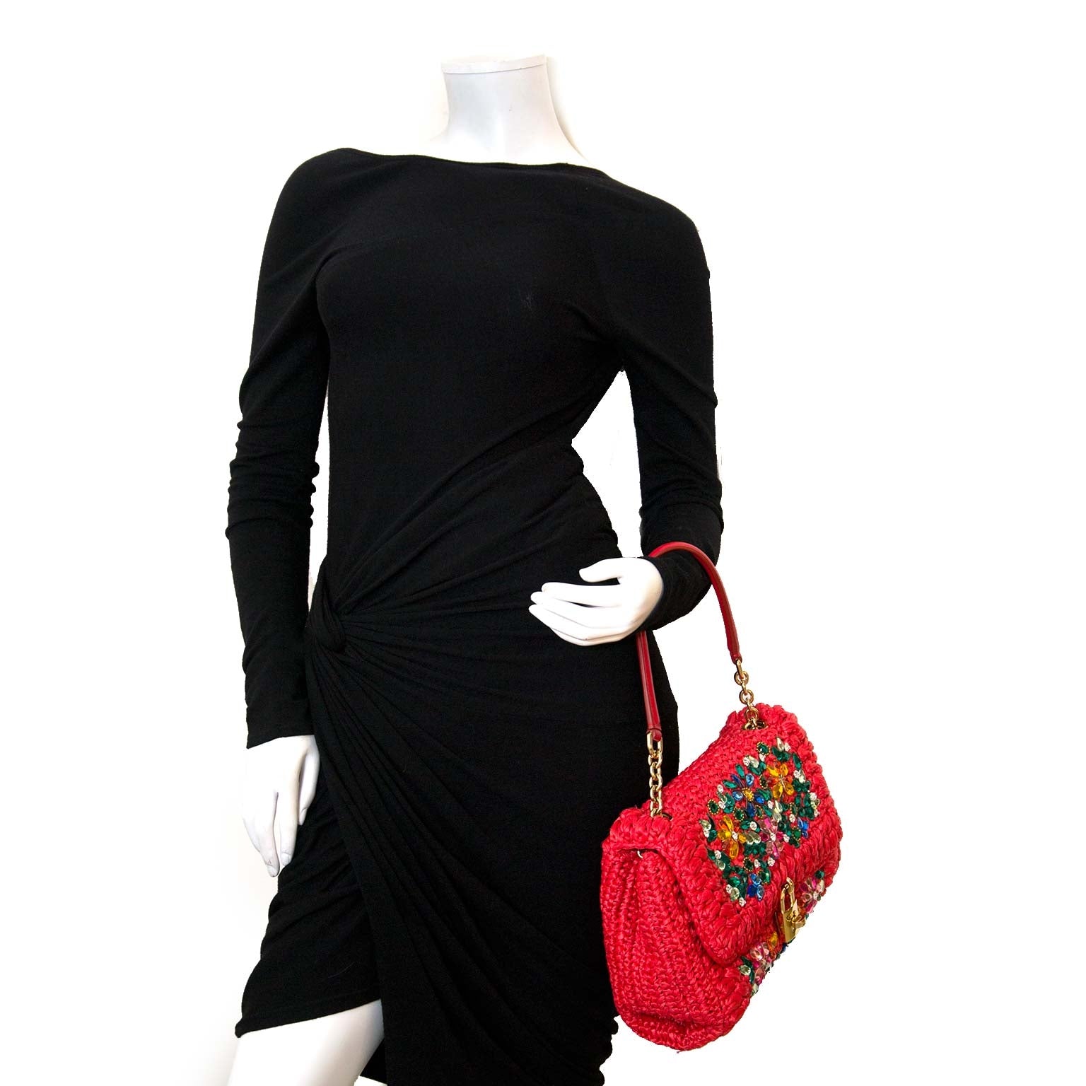 Buy dolce & gabbana red woven miss sicily bag at labellov vintage fashion webshop belgium