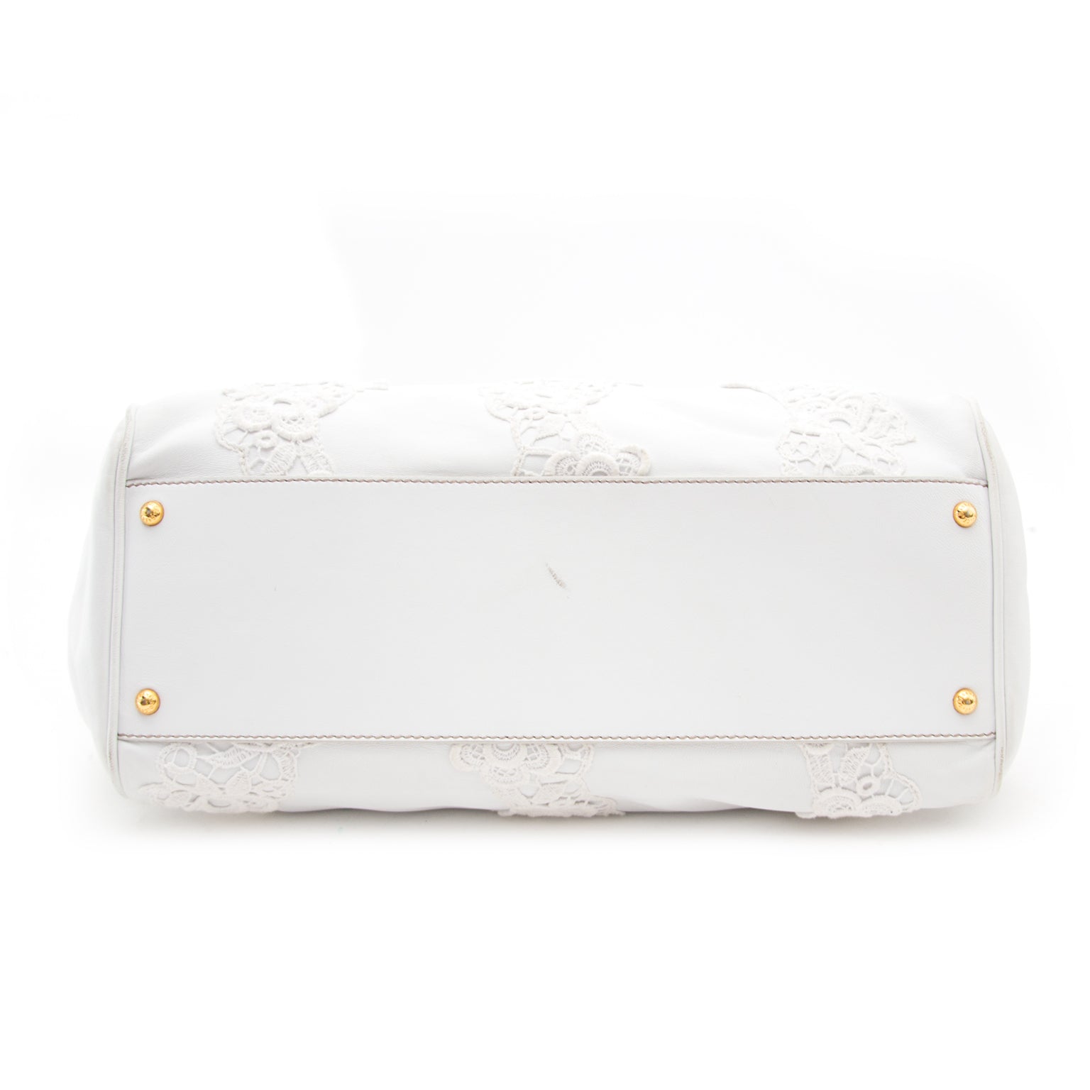 Buy now safe and secure an authentic secondhand Dolce & Gabbana Sicily Bag on www.labellov.com at the best price in 2017