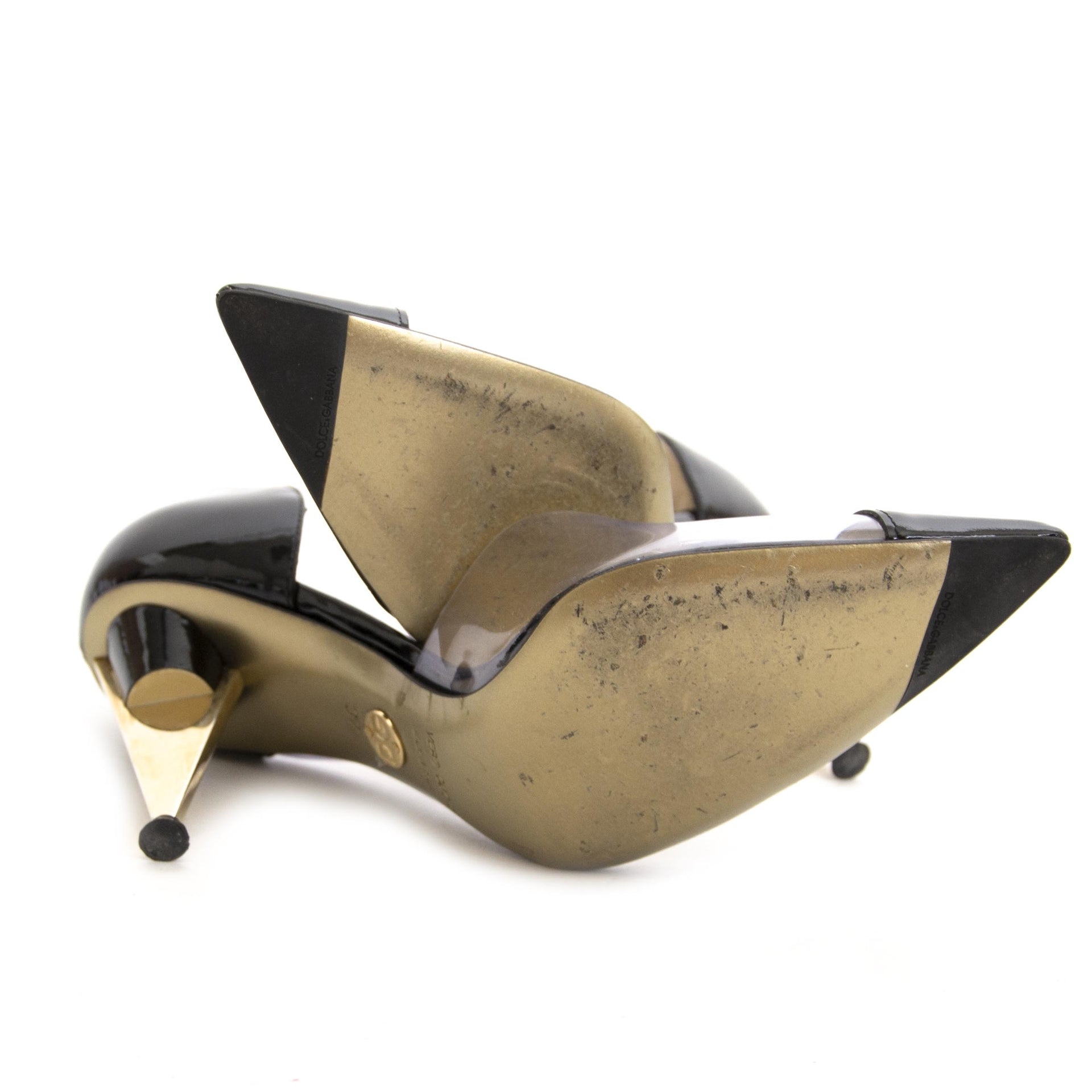 Buy secondhand Dolce & Gabbana heels at Labellov Antwerp.