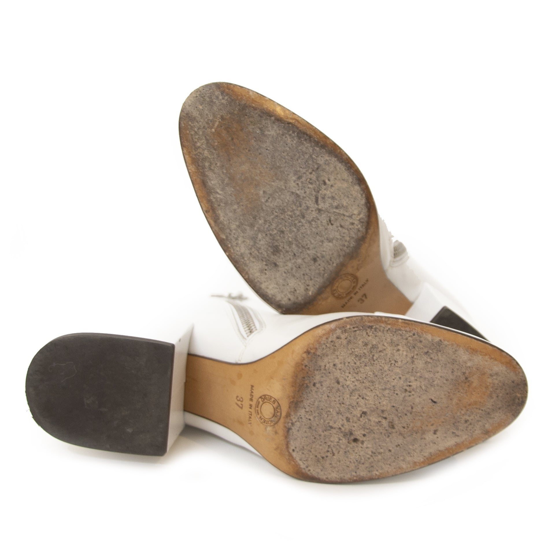 Buy Dries Van Noten shoes at Labellov. Safe online shopping