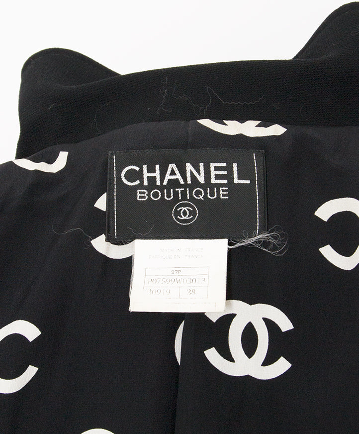 Blazer Chanel noir occasion seconde main authentique prix correct shopping online en ligne webshop LabelLOV designer vintage marques de luxe Anvers mode fashion Belgique faire du shopping