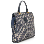 Luxe tweedehands webshop Labellov Antwerpen is gespecialiseerd in Dior Monogram handtassen.