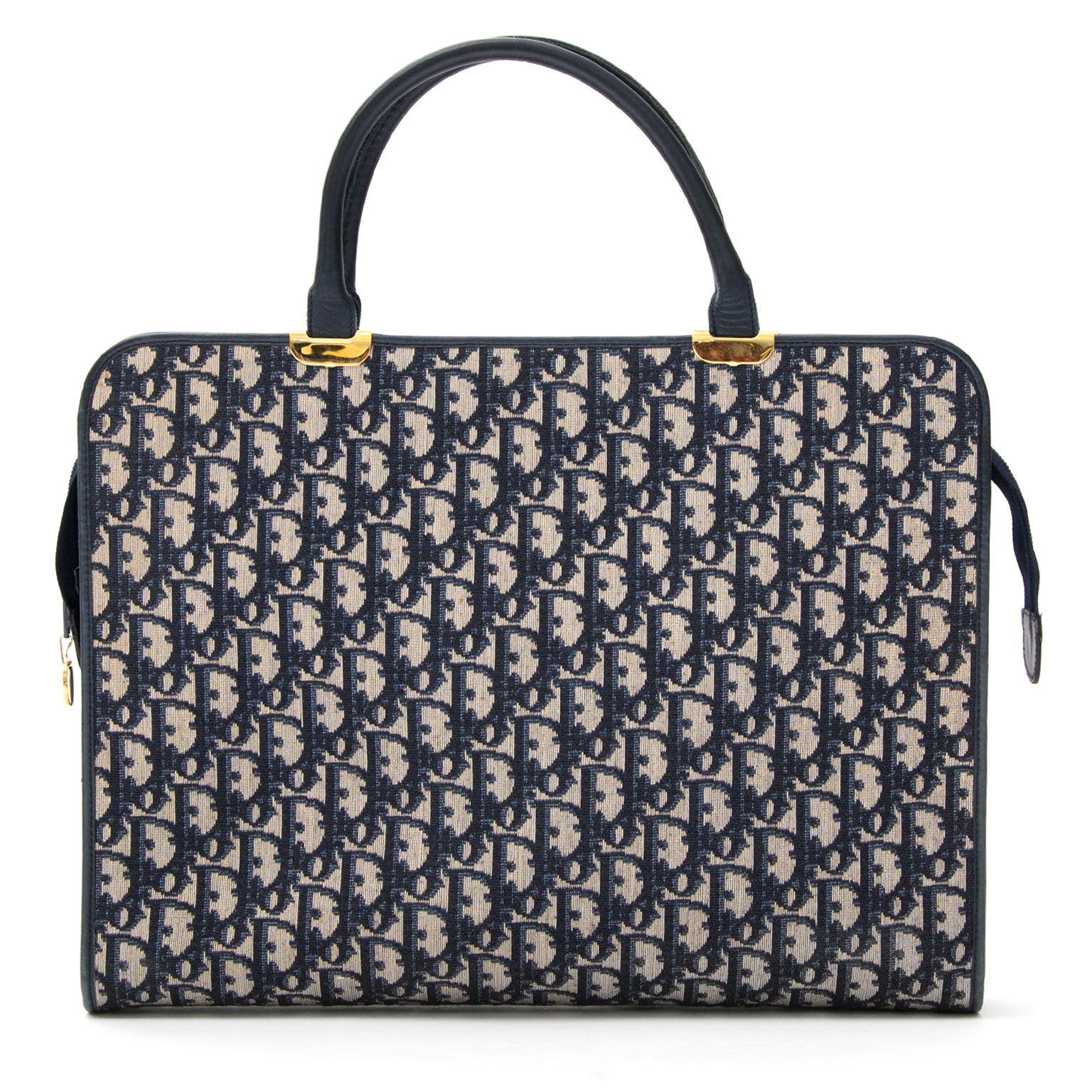 Koop tweedehands monogram laptop tas van Dior bij Labellov Antwerpen.
