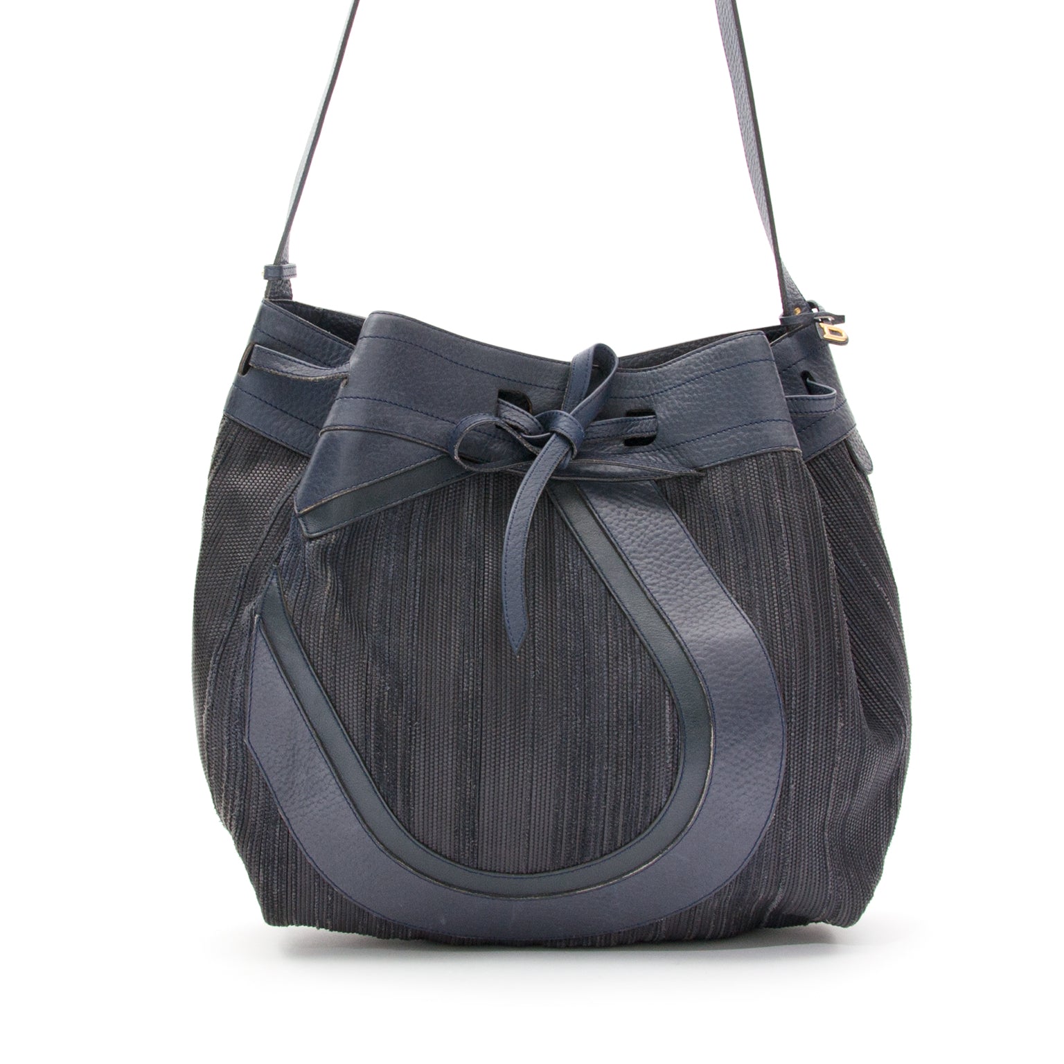 Shop safe and secure Delvaux navy leather woven shoulder bag at the best price webshop labellov