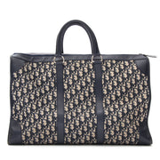 Labellov Antwerpen heeft een ruim aanbod aan luxe tweedehands handtassen en accessoires.
