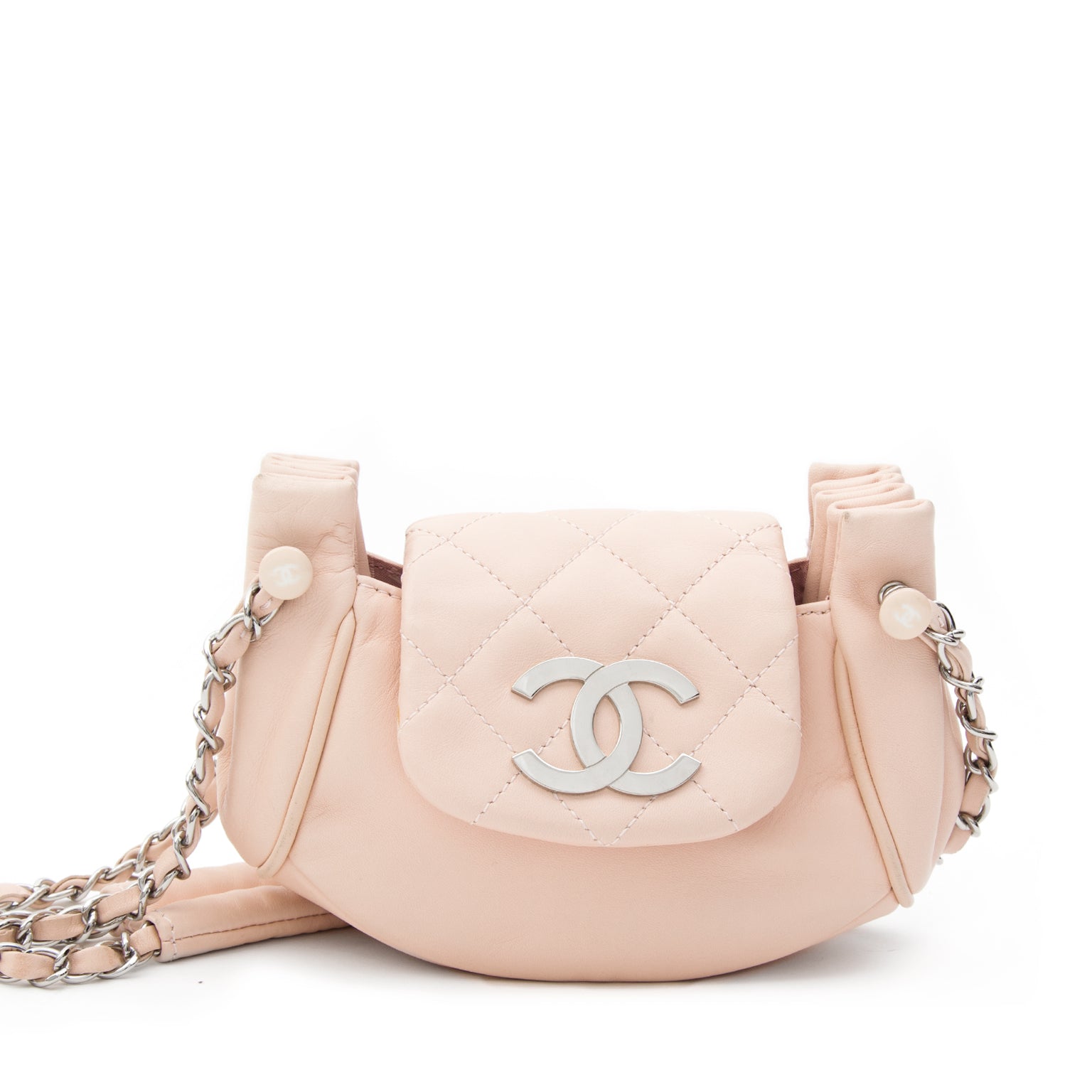 Chanel Blush Pink Handbag Labellov is een tweedehands webshop uit Antwerpen, België. Seconde main et occasion vintage boutique.