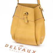 Koop veilig online tweedehands delvaux saffron geel hobo schoudertas aan de beste prijs online webshop labellov