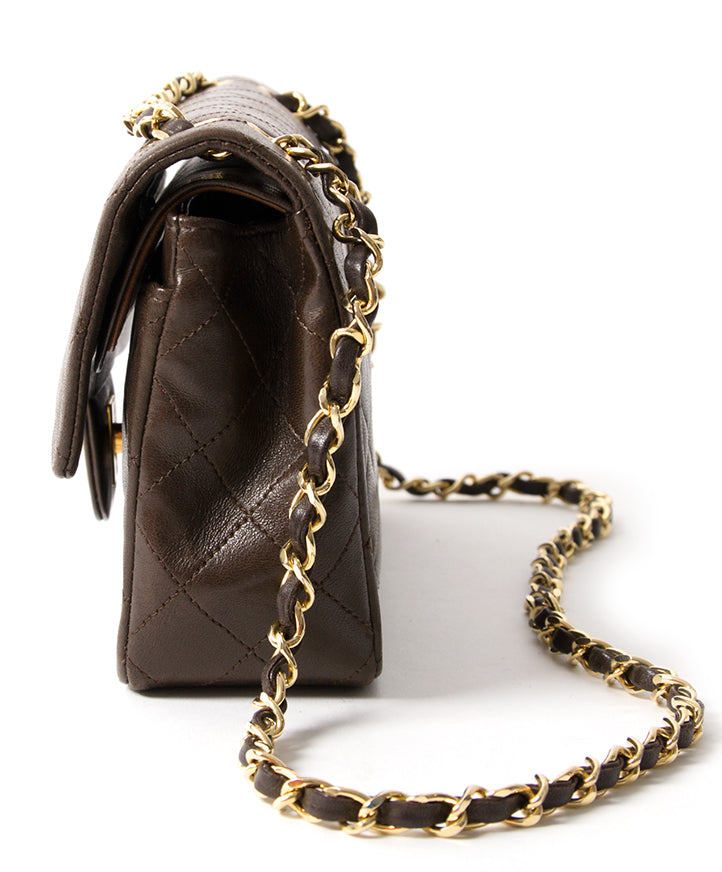 Chanel Small Classic Flap Bag in Chocolate Brown GHW uthentique seconde main en ligne webshop shopping Anvers Belgique LabelLOV designer luxe marques sacs mode en vogue